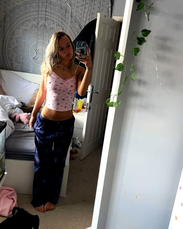oonaghkittieee instagram image archive image