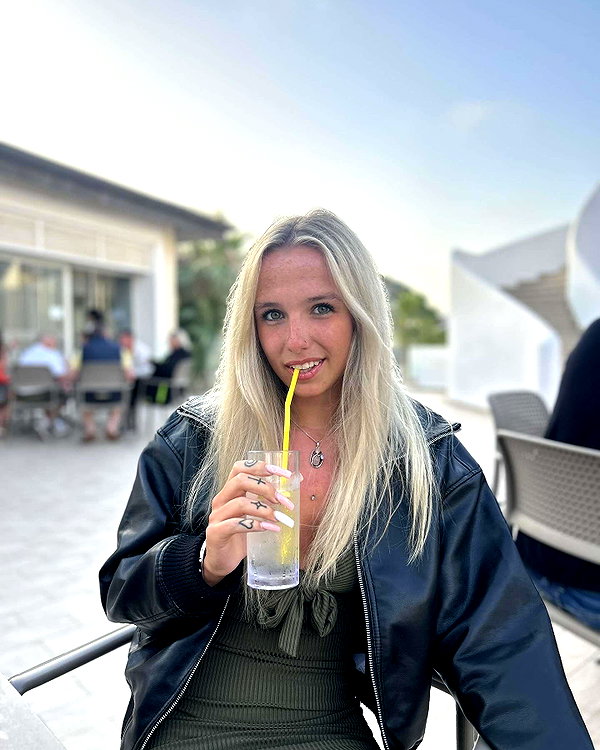 oonaghkittieee instagram image archive image