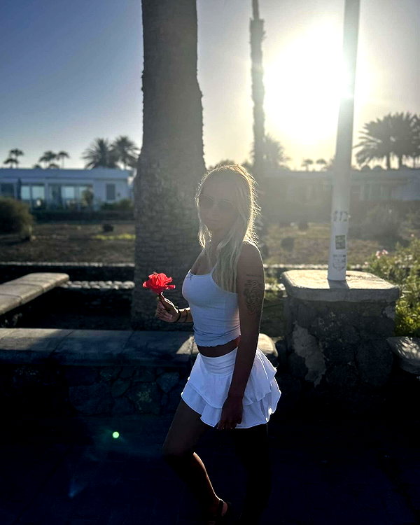 oonaghkittieee instagram image archive image