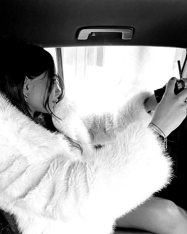 orian_hana_ instagram image archive image
