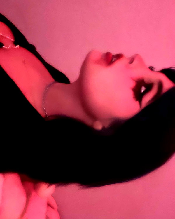 oxxmilks instagram image archive image