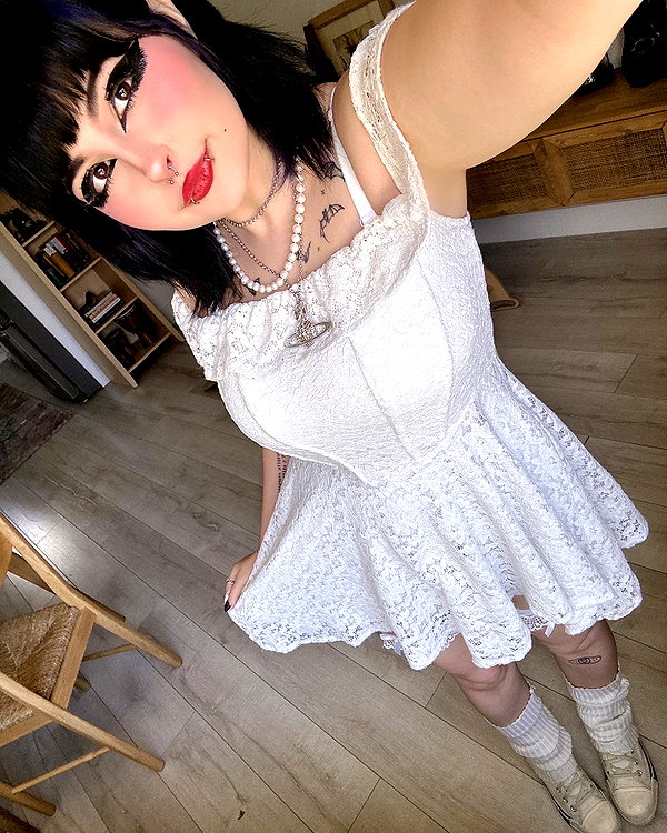 oxxmilks instagram image archive image