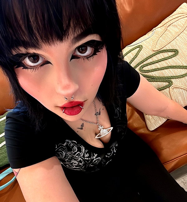 oxxmilks instagram image archive image