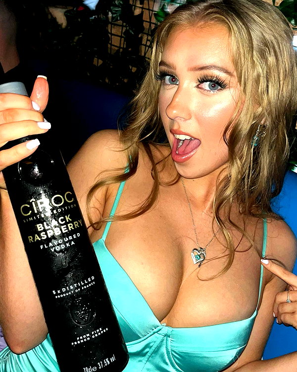 paigee.preston instagram image archive image