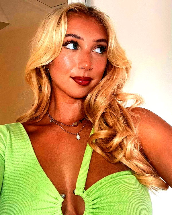 paigee.preston instagram image archive image