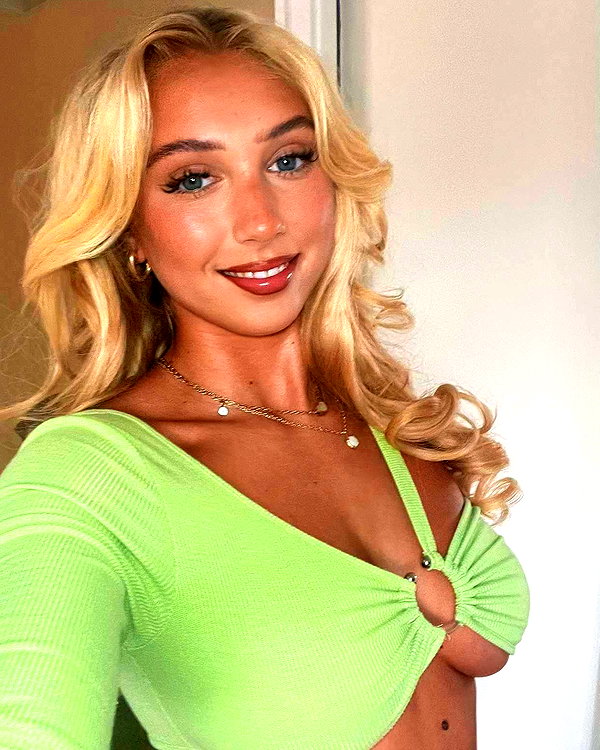 paigee.preston instagram image archive image