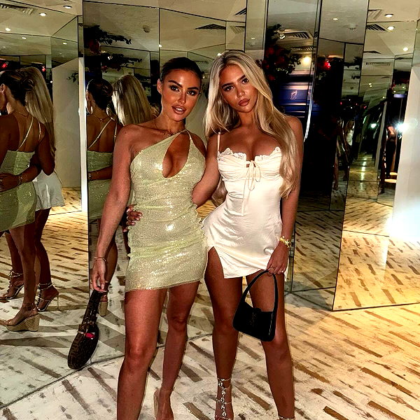 pascha.ds instagram image archive image