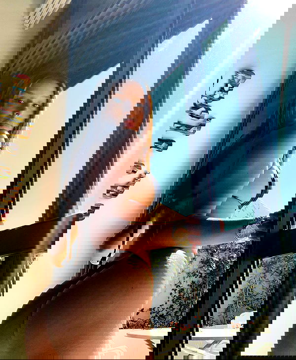 paula_valentina_gomez image ~ Altpins