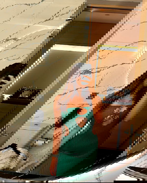 paula_valentina_gomez image ~ Altpins