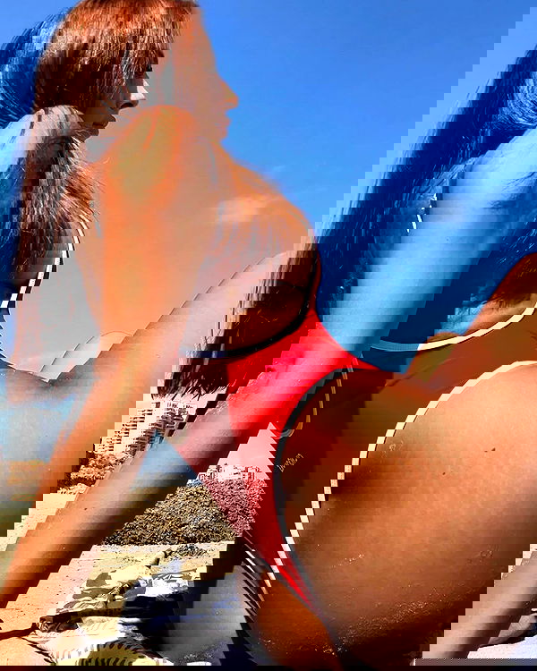 paula_valentina_gomez image ~ Altpins