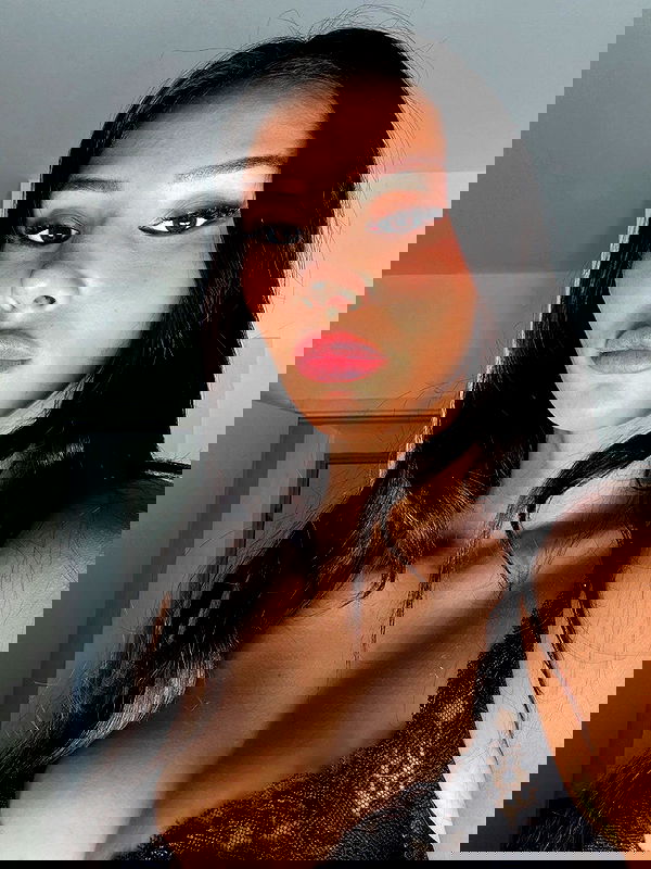 paula_valentina_gomez image ~ Altpins