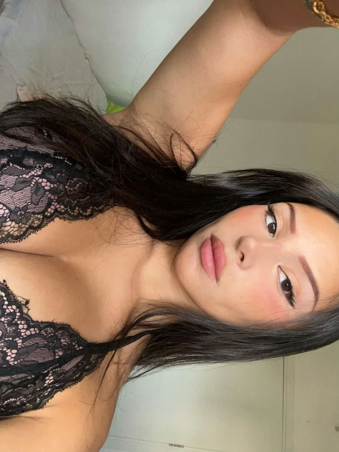 paula_valentina_gomez instagram image archive image