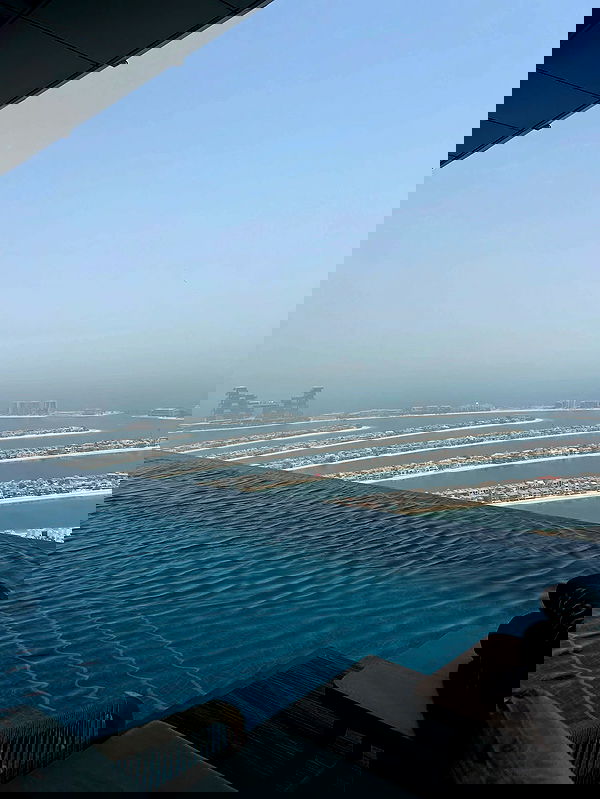 paula_valentina_gomez image ~ Altpins