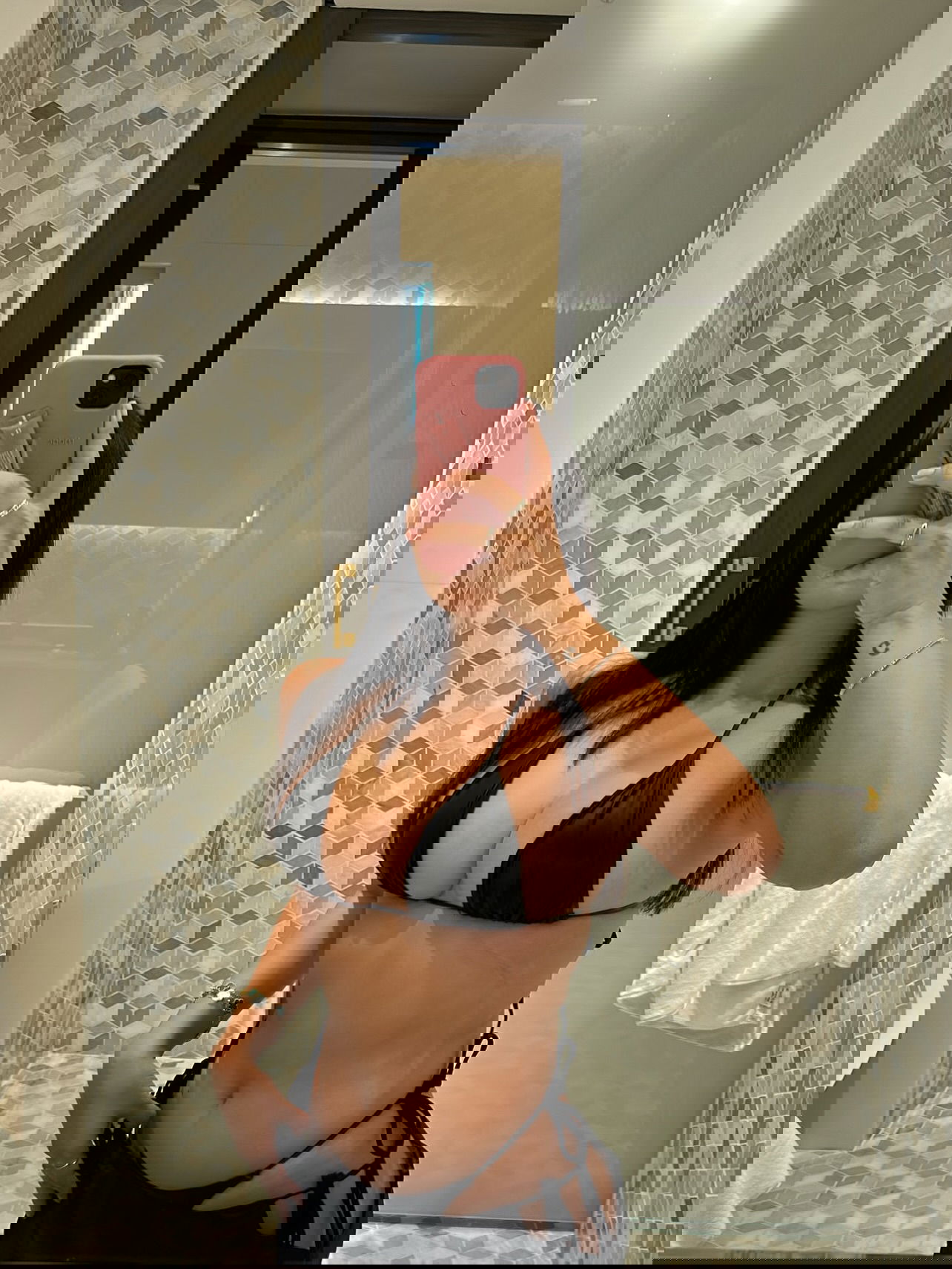 paula_valentina_gomez instagram image archive image