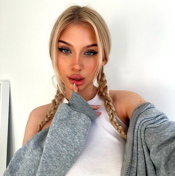 pavoxy instagram image archive image