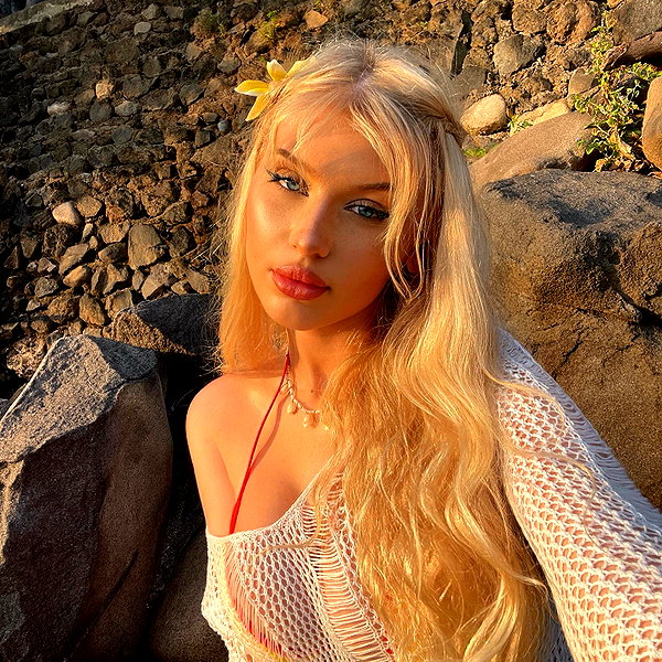 pavoxy instagram image archive image
