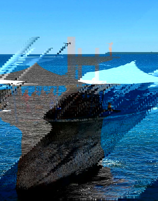 payton.r payton.r archive image