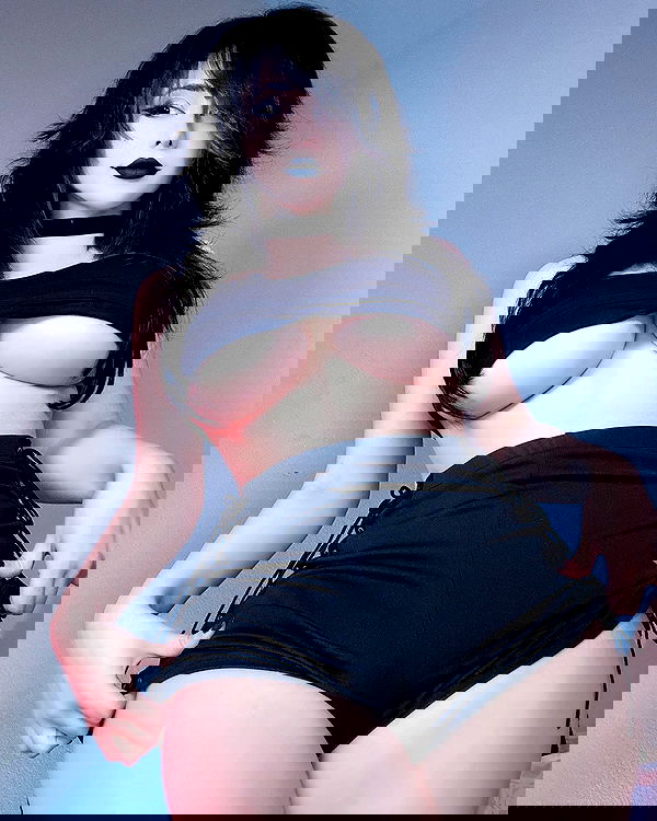 pinkchyuwu pinkchyuwu archive image