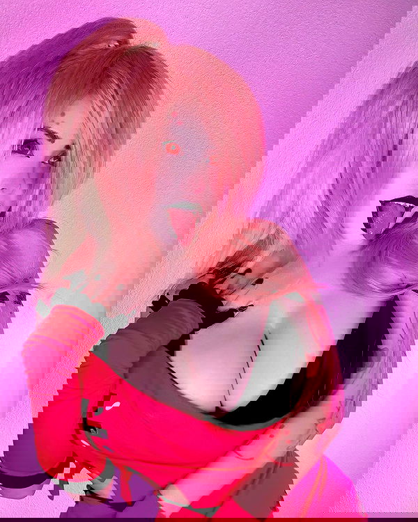 pinkchyuwu pinkchyuwu archive image