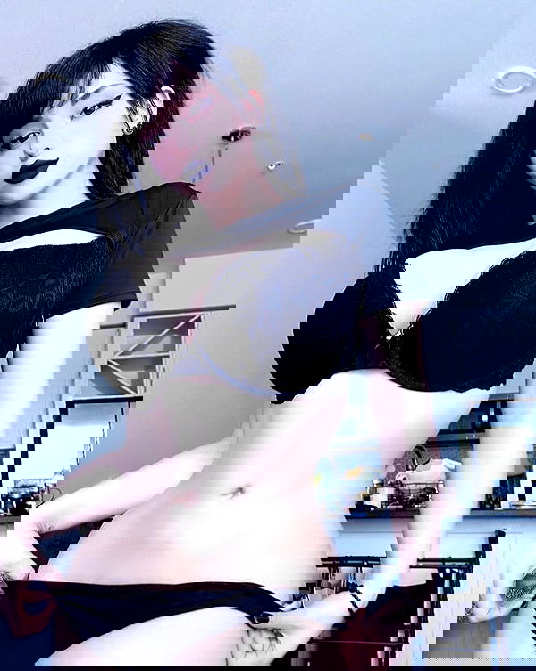 pinkchyuwu pinkchyuwu archive image