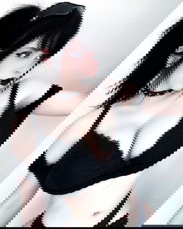 pinkchyuwu pinkchyuwu archive image