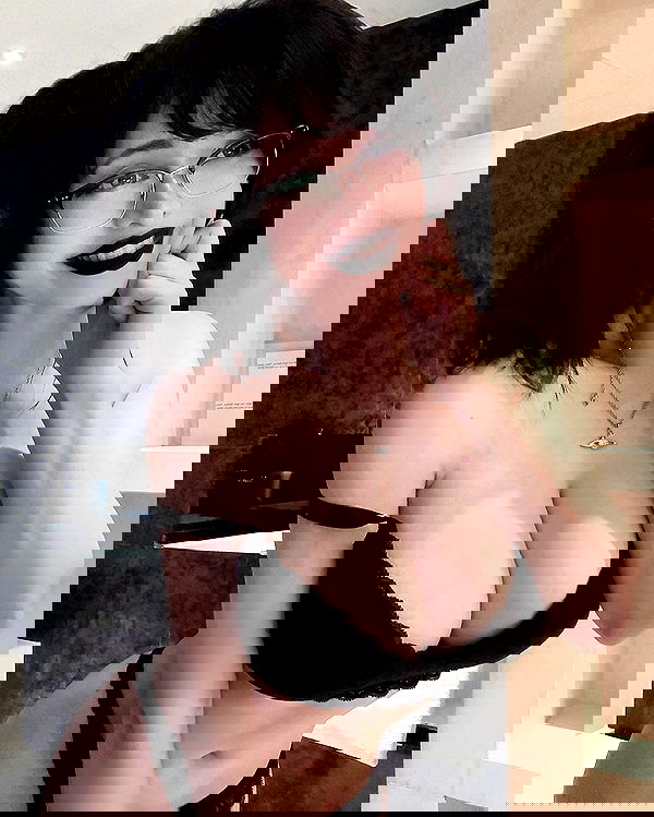 pinkchyuwu pinkchyuwu archive image