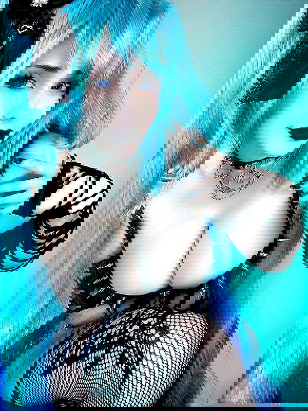 pinkchyuwu pinkchyuwu archive image