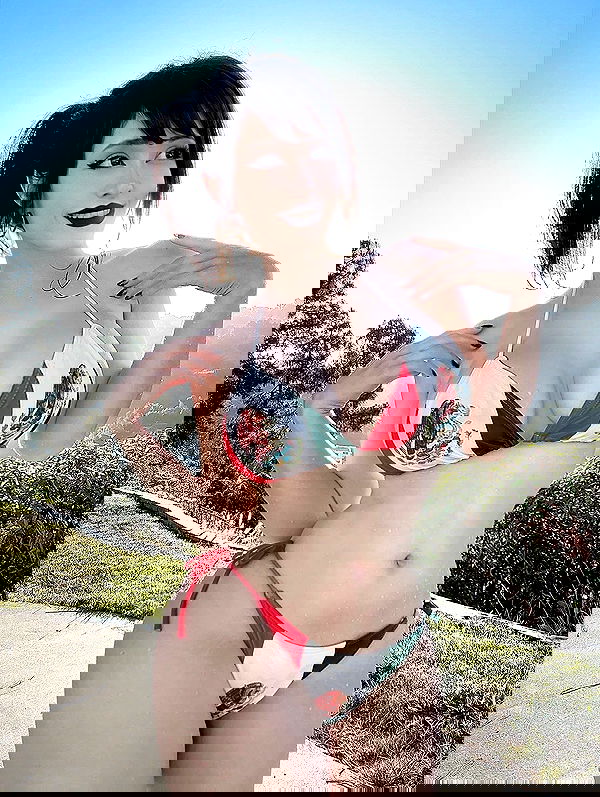 pinkchyuwu pinkchyuwu archive image