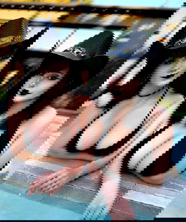 pinkchyuwu pinkchyuwu archive image