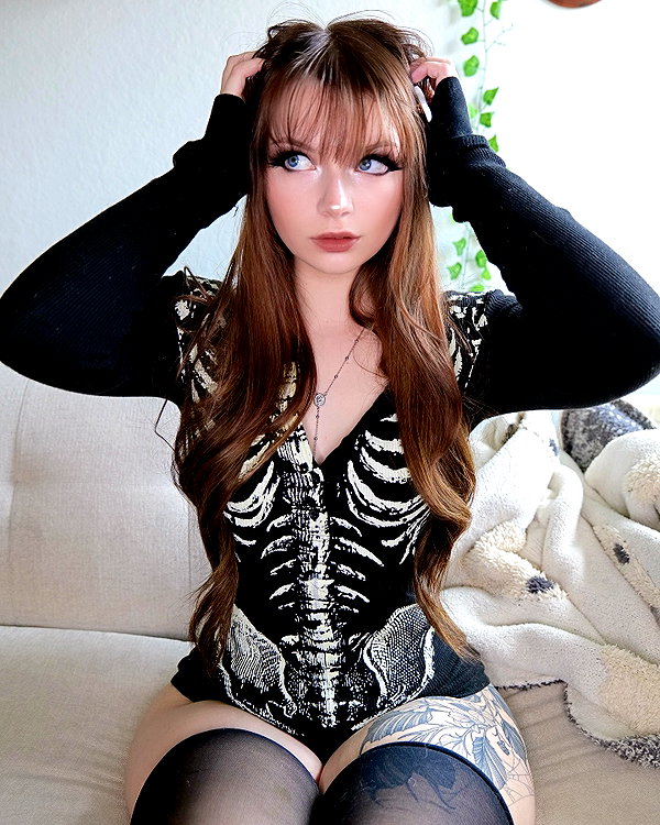 piper.foxx instagram image archive image