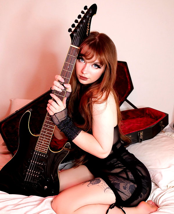 piper.foxx instagram image archive image