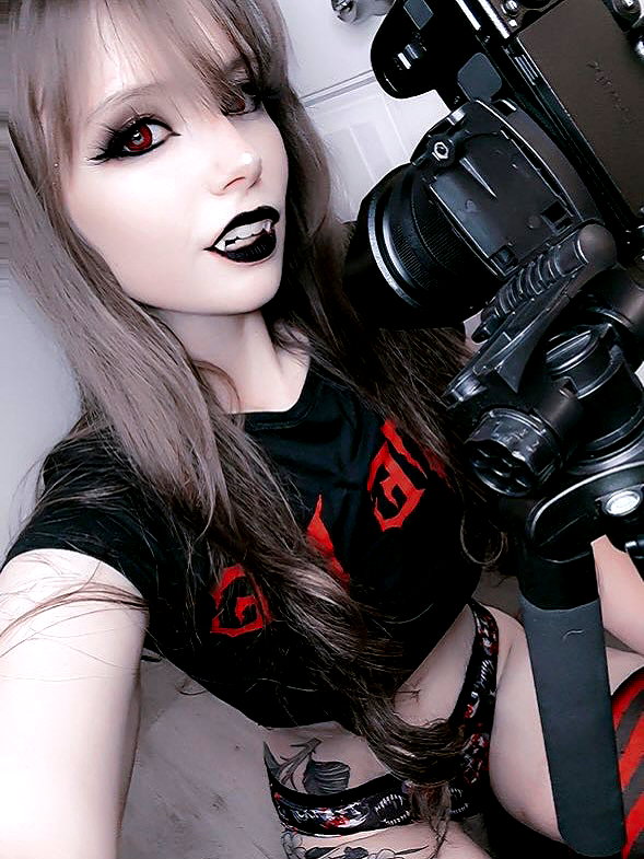 piper.foxx instagram image archive image