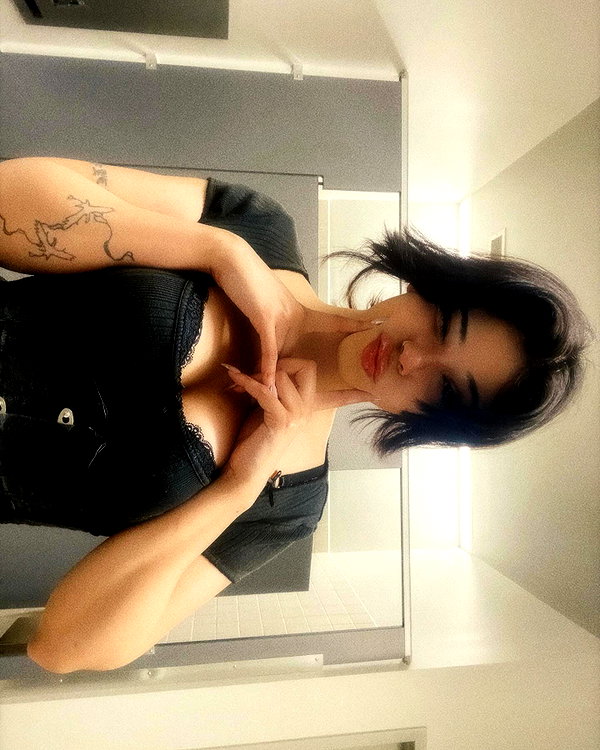pixieonyxx instagram image archive image