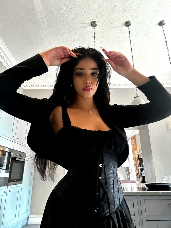 pixieonyxx instagram image archive image