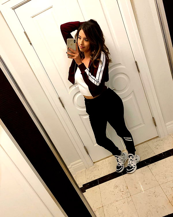 pokimanelol instagram image archive image