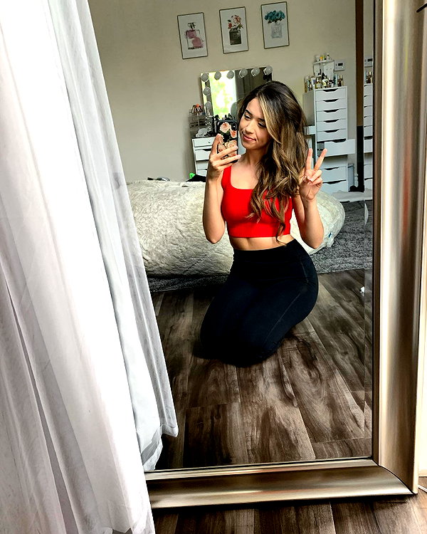 pokimanelol instagram image archive image