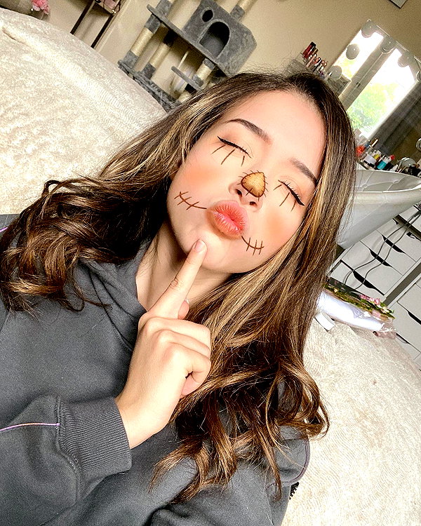 pokimanelol instagram image archive image