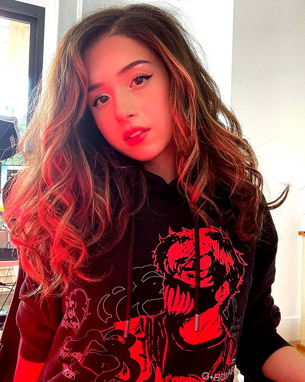 pokimanelol instagram image archive image