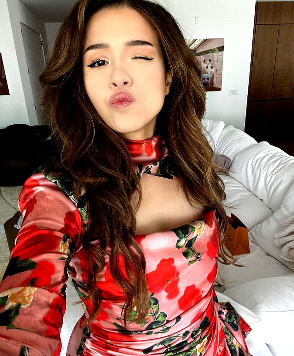 pokimanelol instagram image archive image