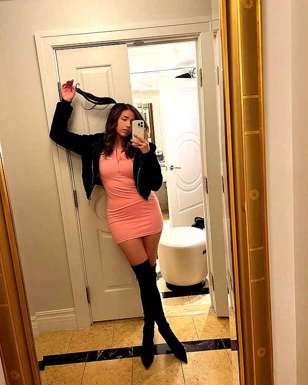 pokimanelol instagram image archive image