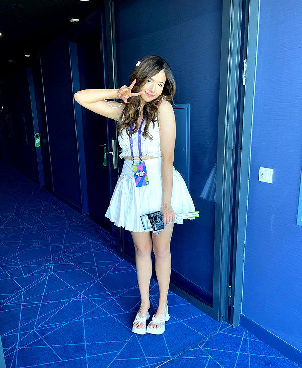 pokimanelol instagram image archive image