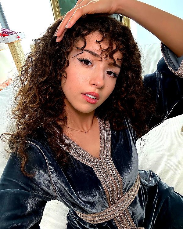 pokimanelol instagram image archive image