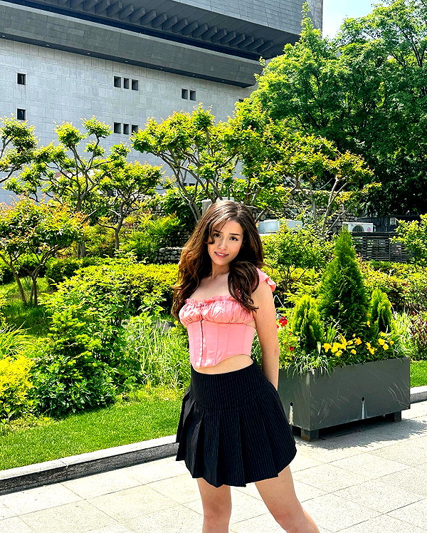 pokimanelol instagram image archive image