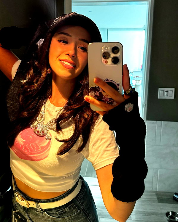 pokimanelol instagram image archive image
