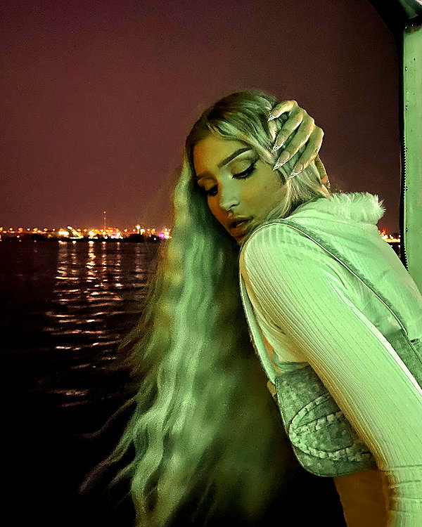 pradabarbi3 instagram image archive image