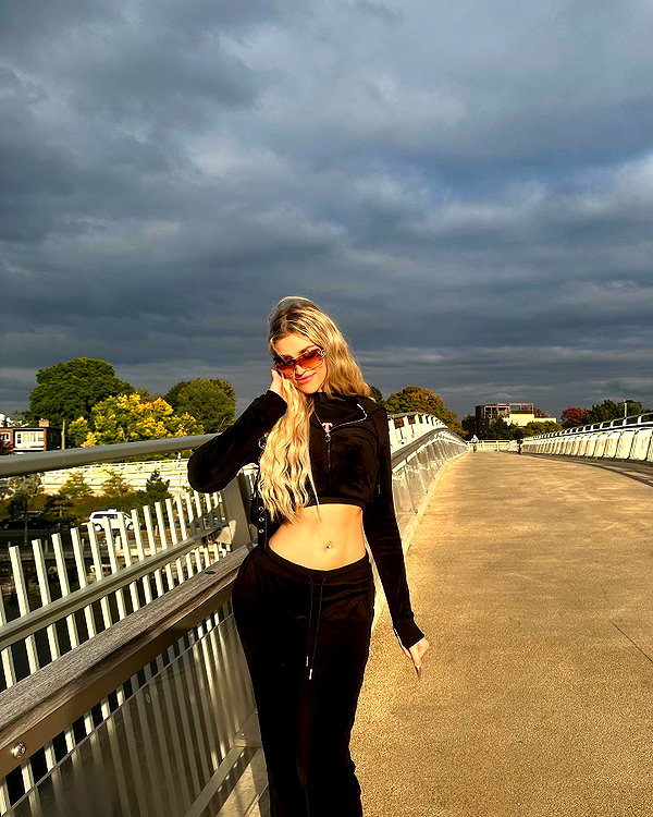 pradabarbi3 instagram image archive image