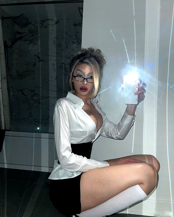 pradabarbi3 instagram image archive image