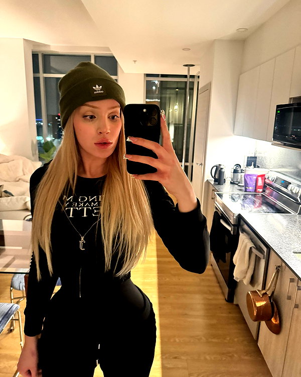 pradabarbi3 instagram image archive image