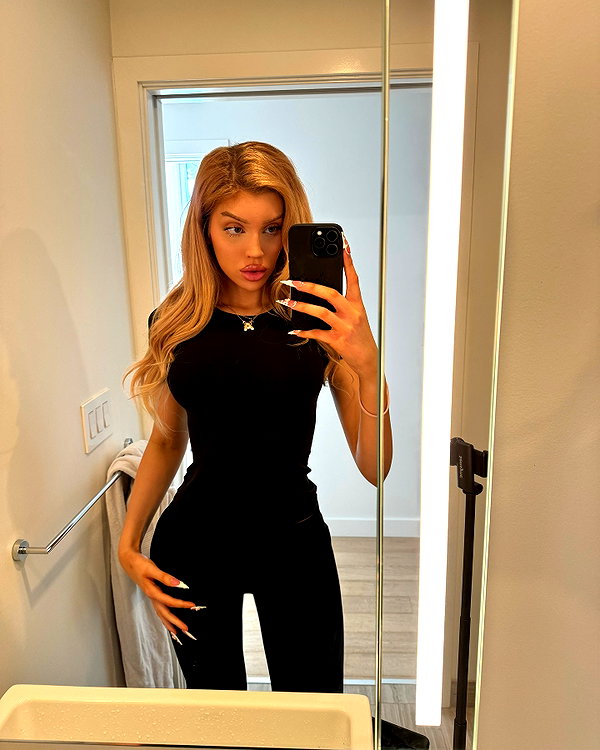pradabarbi3 instagram image archive image