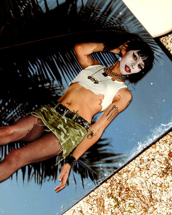 pzychokiss pzychokiss archive image